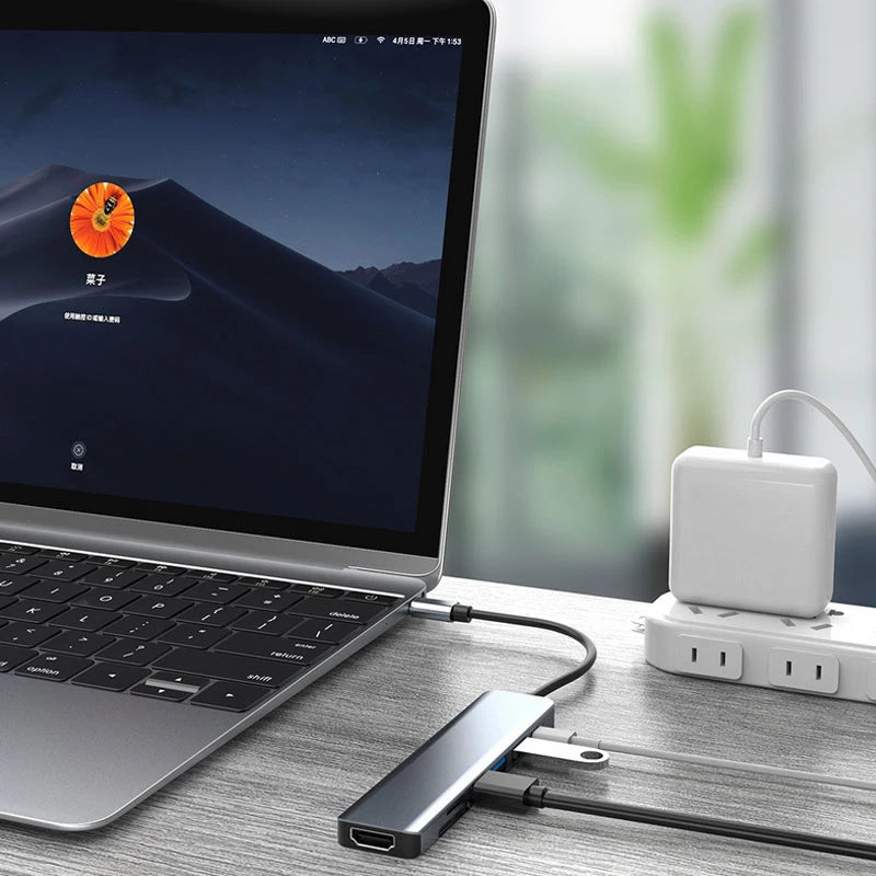 USB-C Hub Docking Station